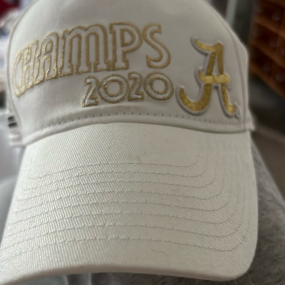 NEW Nike Alabama Crimson Tide 2020 NCAA National Champions Champs Hat White Gold